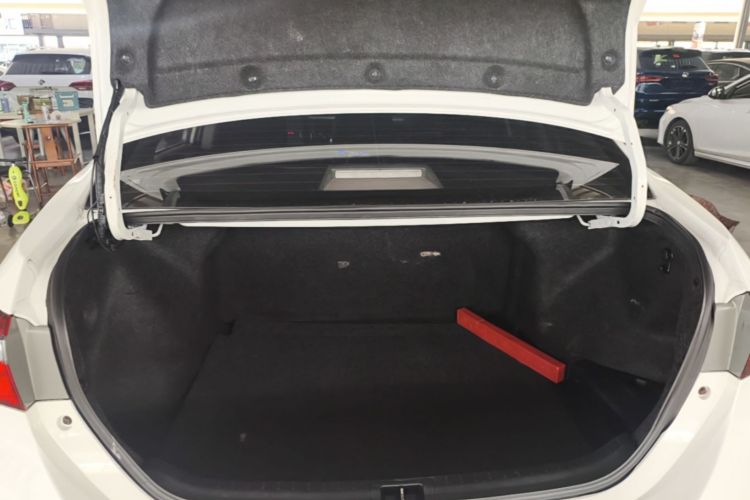 Toyota Corolla 2019 #19 Toyota Corolla 2019 car image #19
