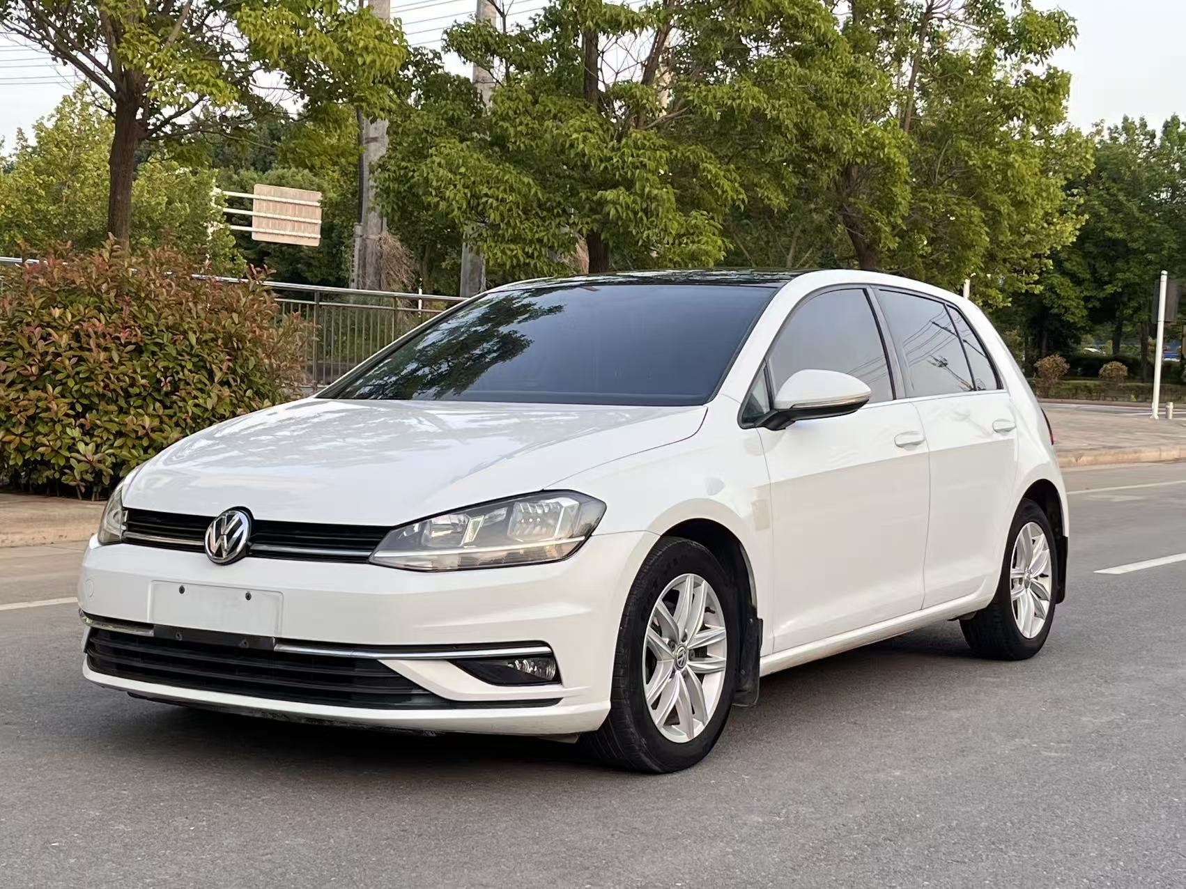 2019 2019 car image