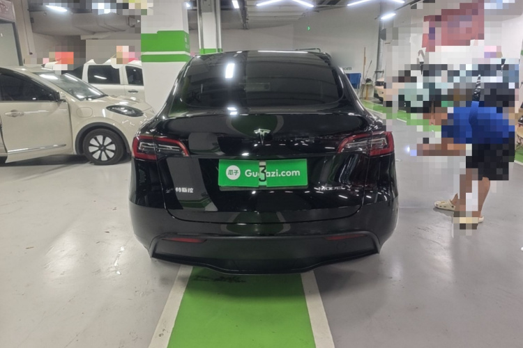 Tesla Model Y 2022 #6 Tesla Model Y 2022 car image #6