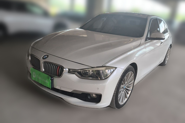 BMW 3 Series 2018 car image #2