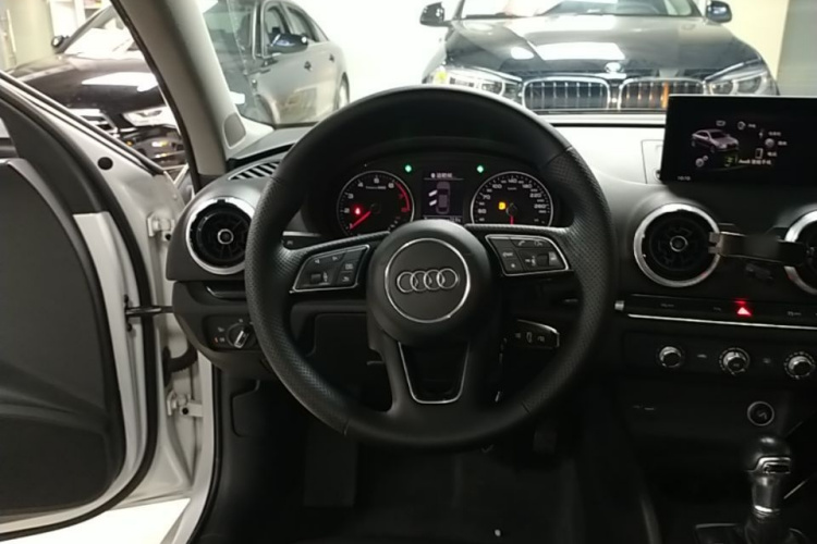 Audi A3 2018 #15 Audi A3 2018 car image #15