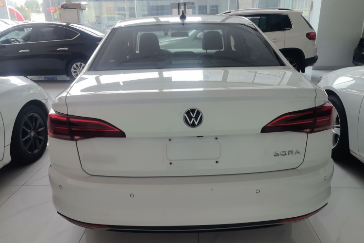 Volkswagen Bora 2021 صورة سيارة #6