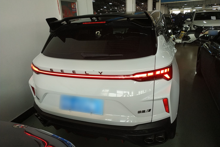 GEELY Coolray 2023 immagine di auto #4