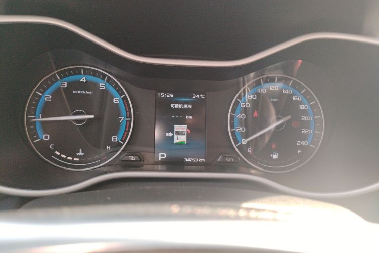 GEELY Emgrand 2019 imagen de coche #12