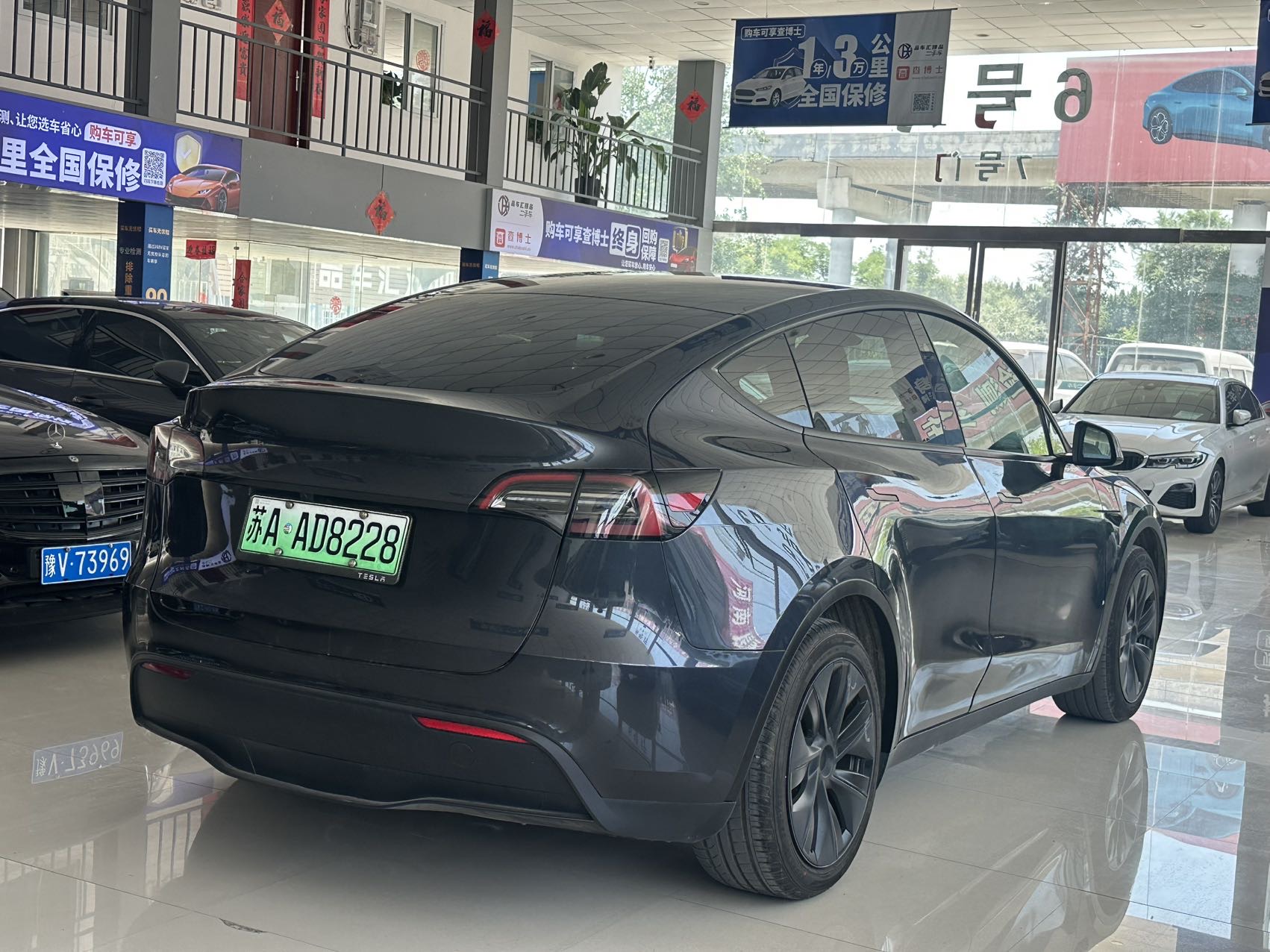 Tesla Model Y 2024 #10 Tesla Model Y 2024 immagine di auto #10