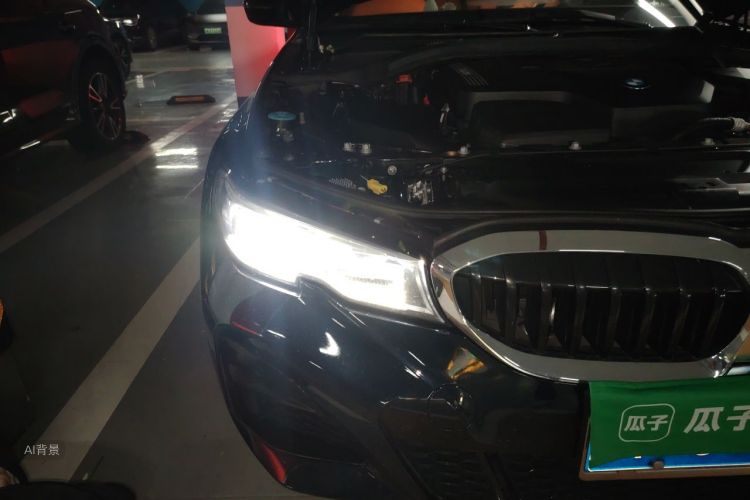 BMW 3 Series 2020 car image #8