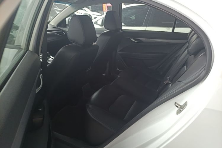 GEELY Emgrand New Energy 2019 car image #13