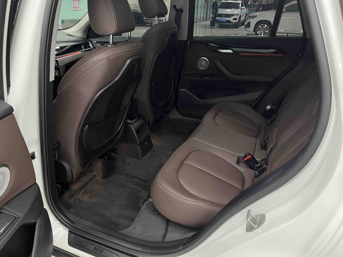 BMW X1 2022 #4 BMW X1 2022 car image #4