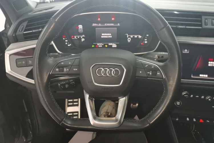 Audi Q3 2024 #11 Audi Q3 2024 car image #11
