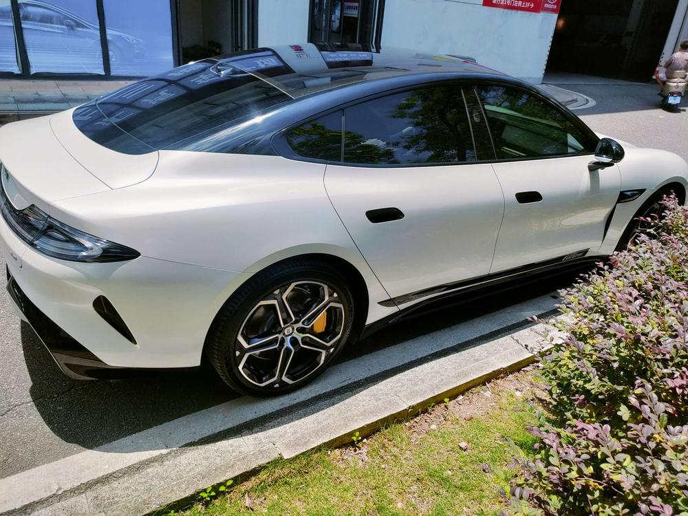 MI SU7 2025 car image #12