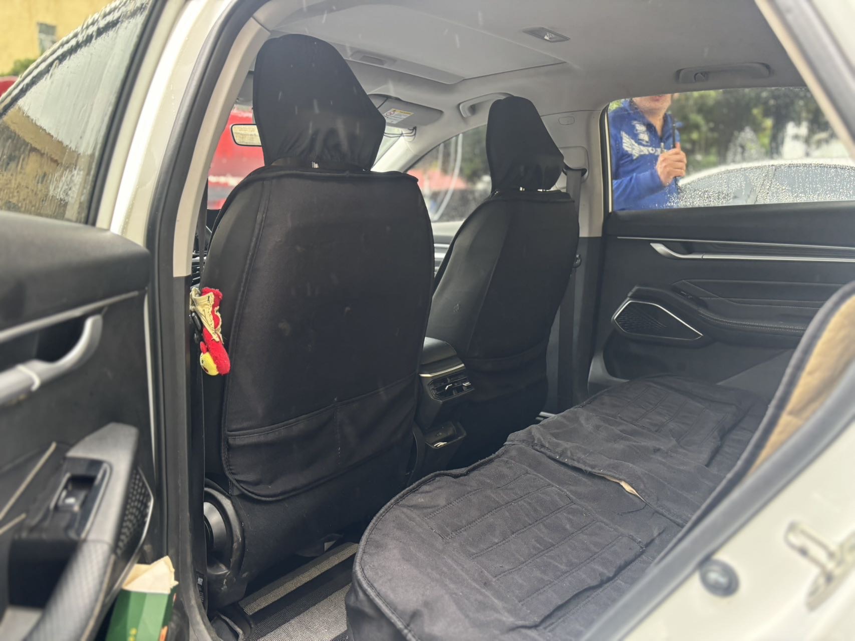 GEELY Emgrand 2023 car image #4