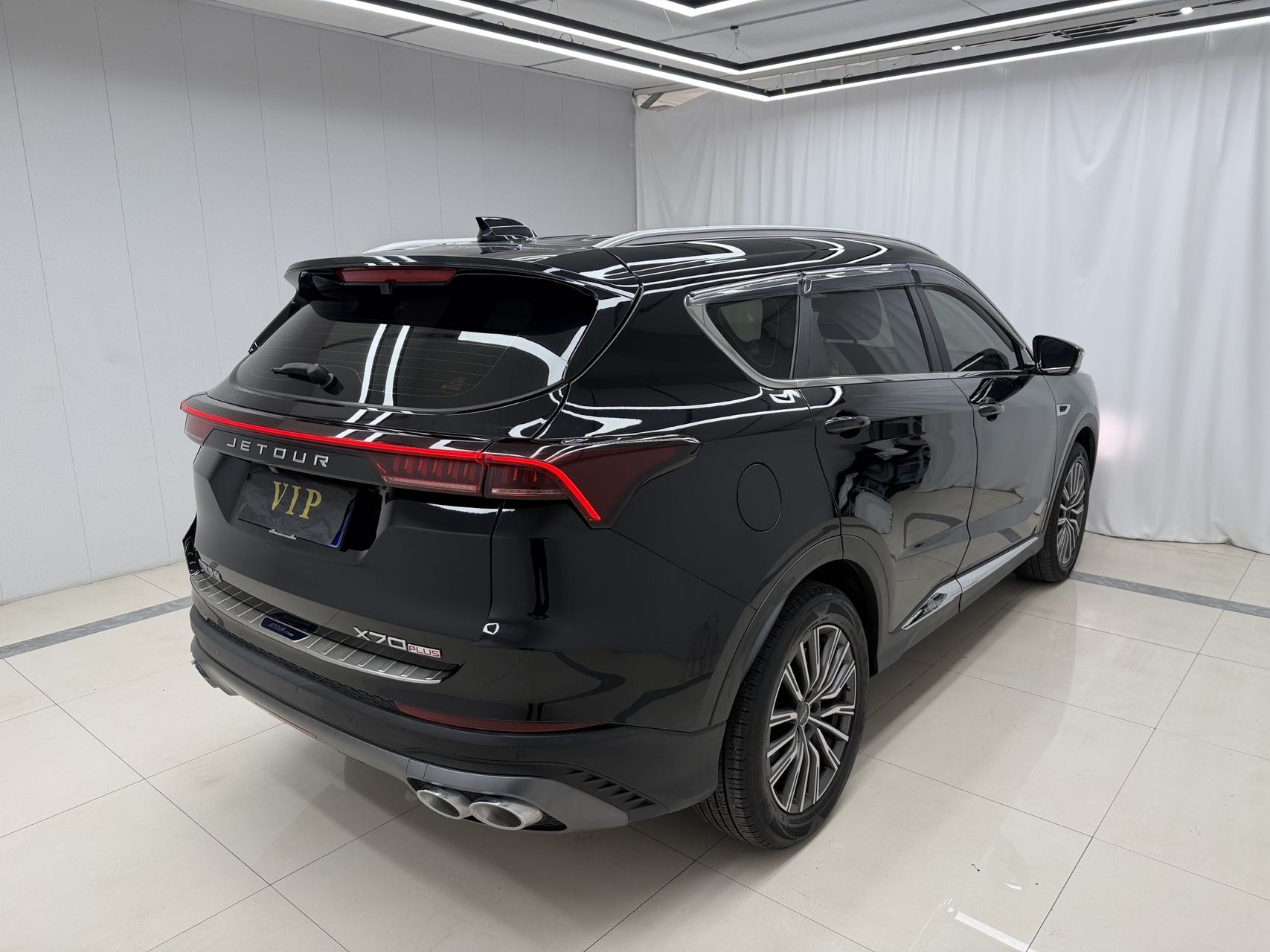 Jetour X70 PLUS 2023 car image #6