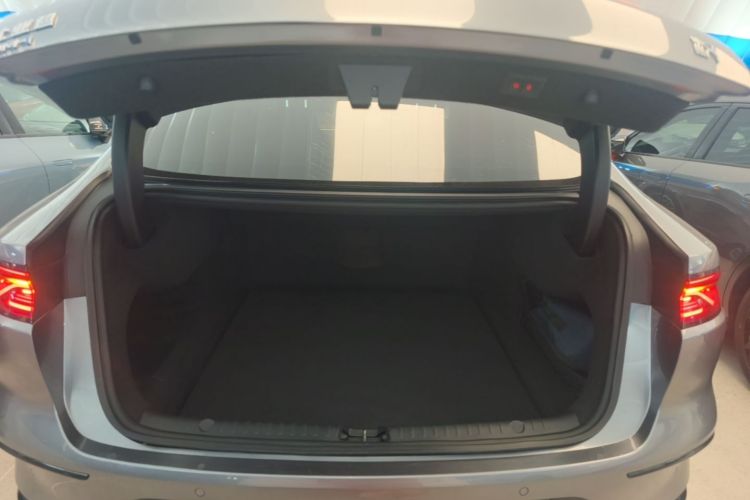 BYD Han 2022 #19 BYD Han 2022 car image #19