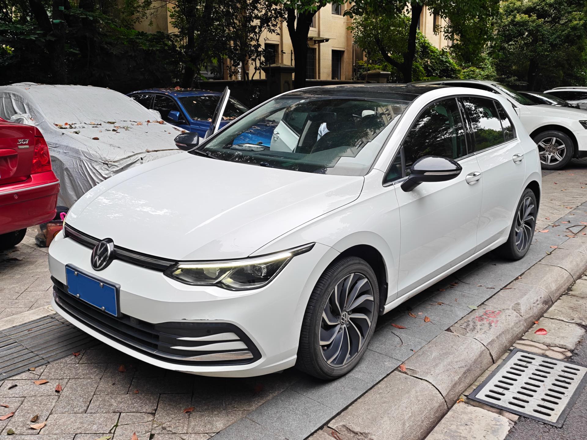 Volkswagen Golf 2021 car image 
