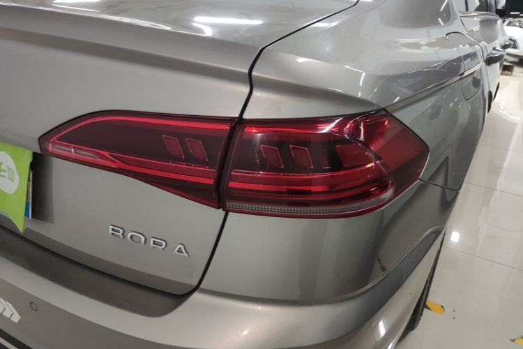 Volkswagen Bora 2023 car image #8