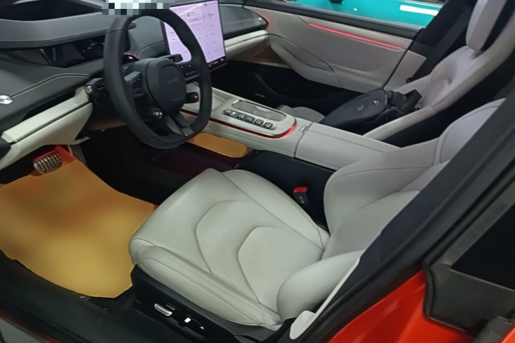 MI SU7 2025 car image #15
