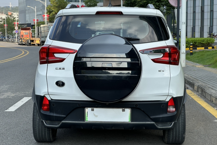 BYD Yuan New Energy 2019 #8 BYD Yuan New Energy 2019 car image #8