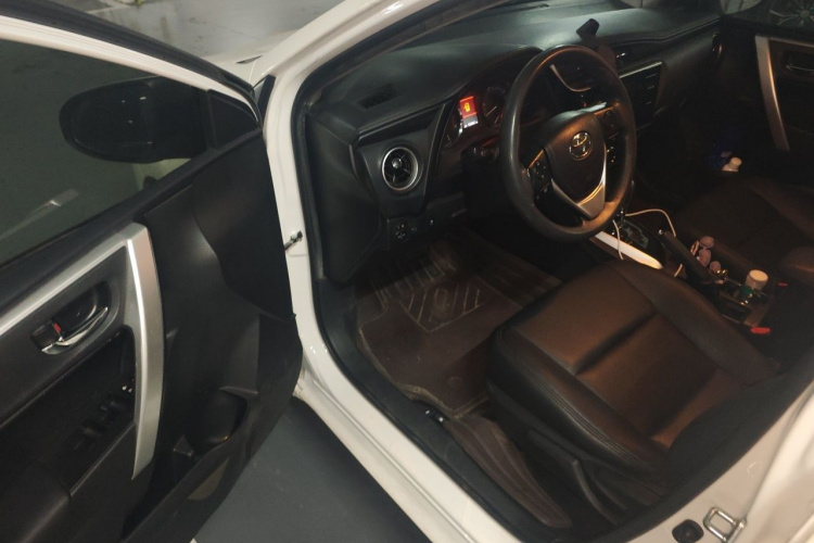 Toyota Corolla 2017 #9 Toyota Corolla 2017 car image #9
