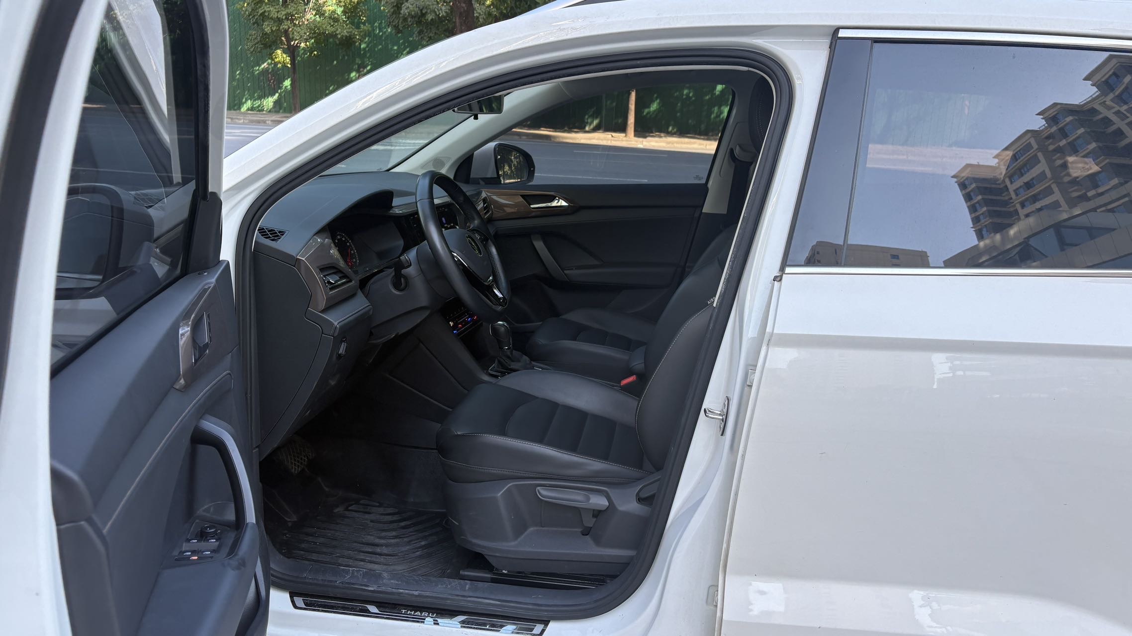 2021 immagine di auto #3