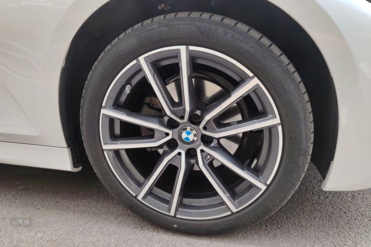 BMW 3 Series 2022 #9 BMW 3 Series 2022 car image #9