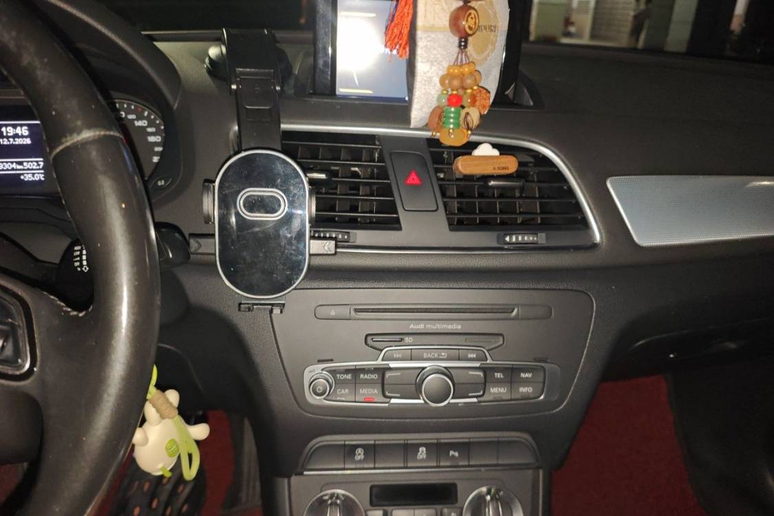 Audi Q3 2015 #28 Audi Q3 2015 car image #28