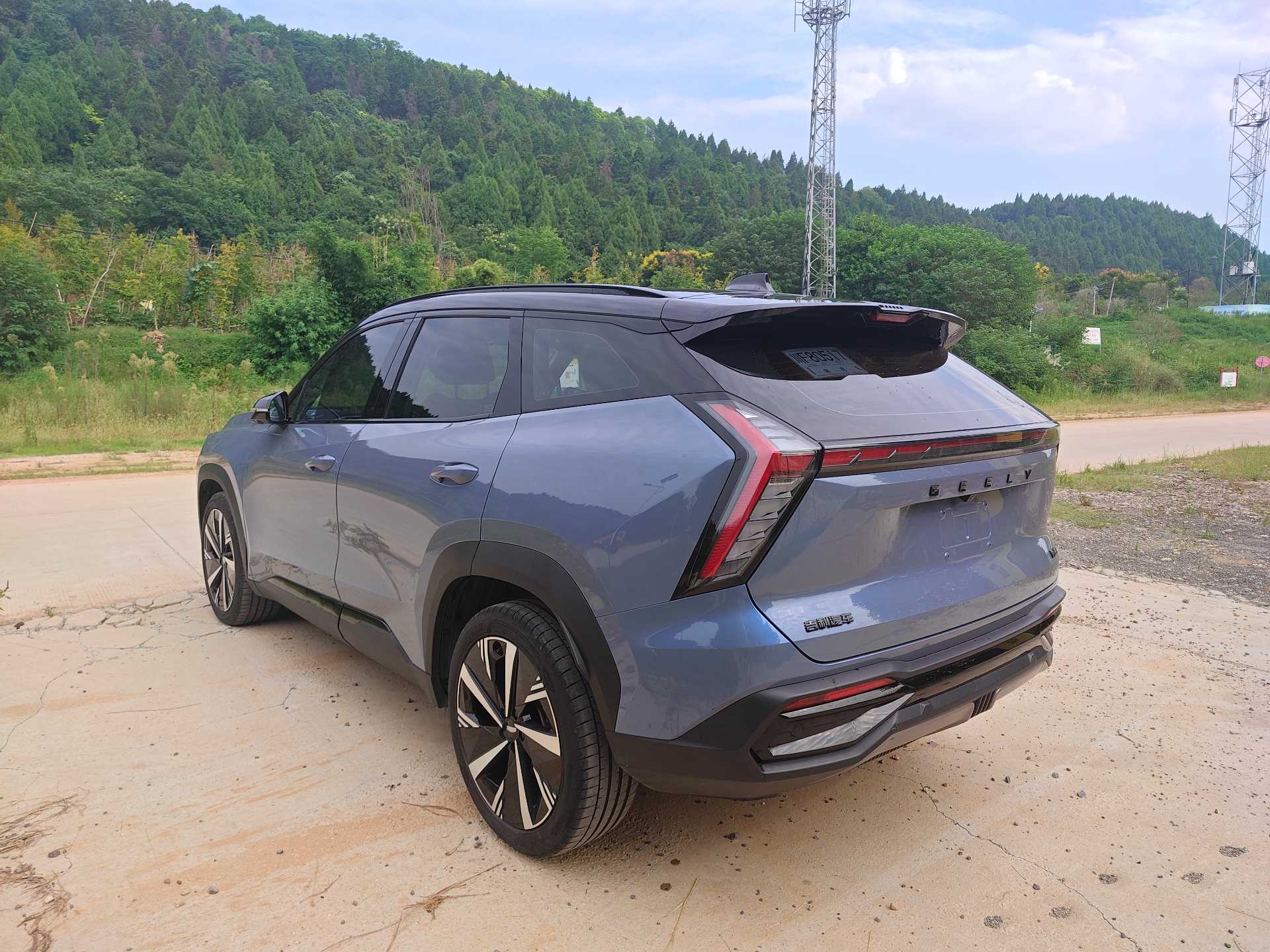 GEELY Boyue L 2023 #4 GEELY Boyue L 2023 изображение автомобиля #4