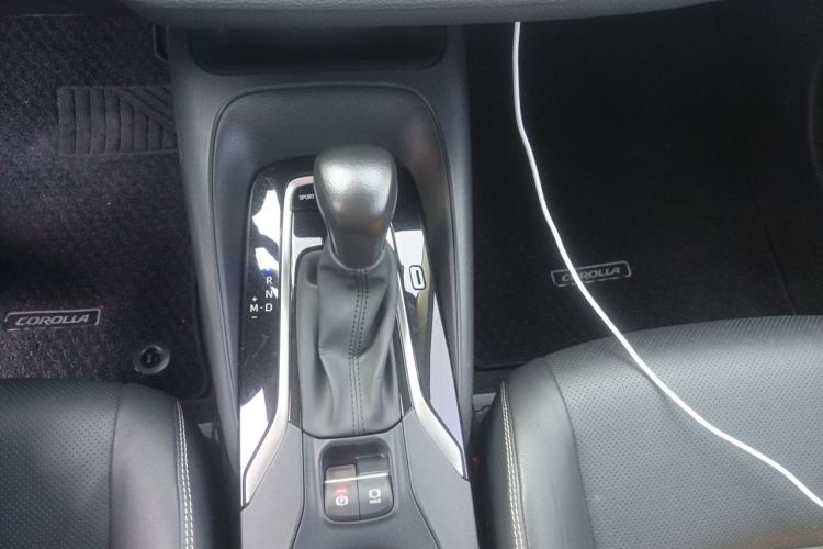 Toyota Corolla 2019 #14 Toyota Corolla 2019 car image #14