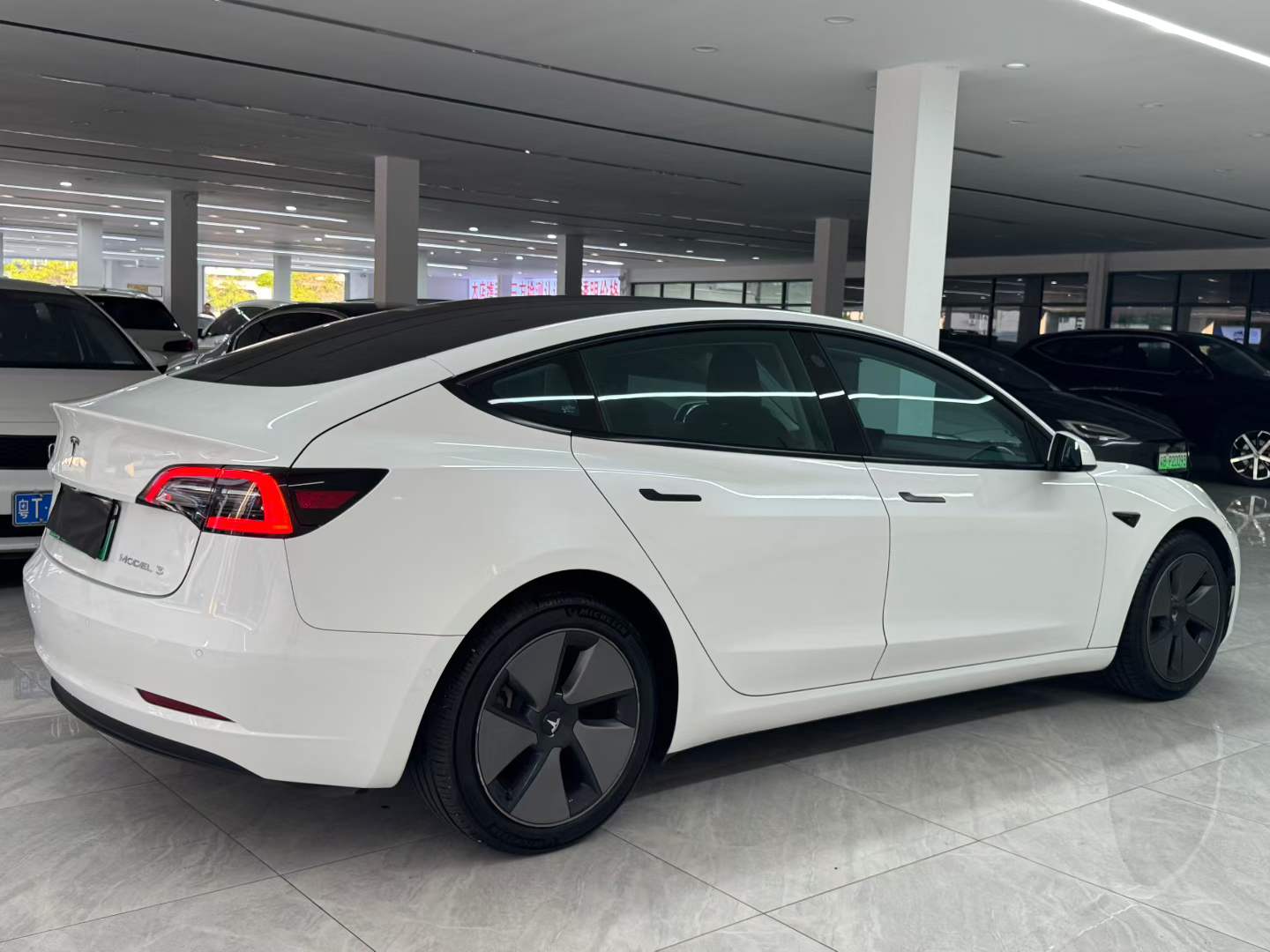 Tesla Model 3 2021 #6 Tesla Model 3 2021 car image #6