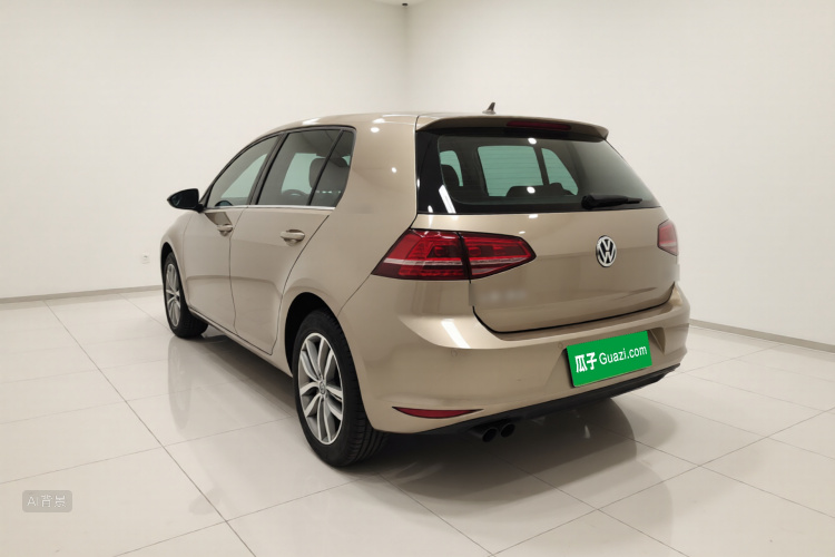 Volkswagen Golf 2017 car image #5