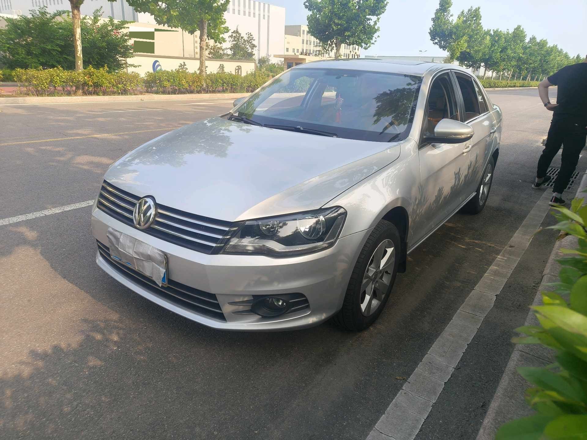 Volkswagen Bora 2013 Volkswagen Bora 2013 car image
