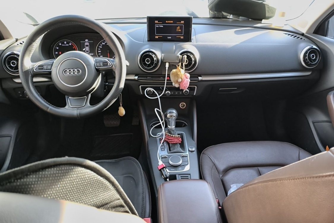 Audi A3 2015 car image #21