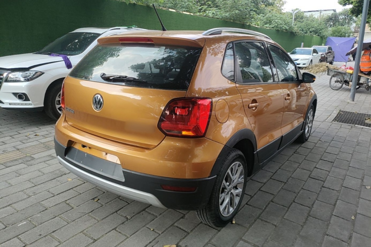 Volkswagen Polo 2015 #7 Volkswagen Polo 2015 car image #7