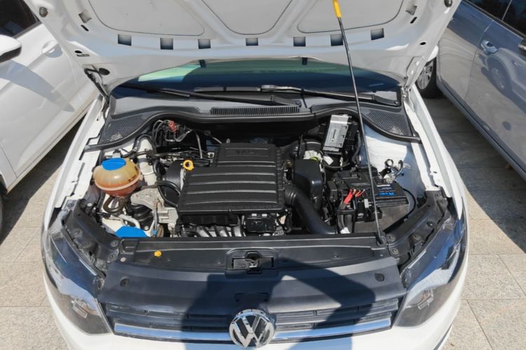Volkswagen Polo 2018 car image #20