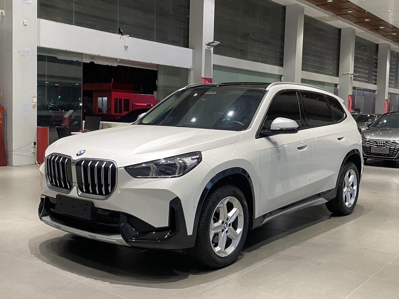 BMW X1 2023 BMW X1 2023 car image