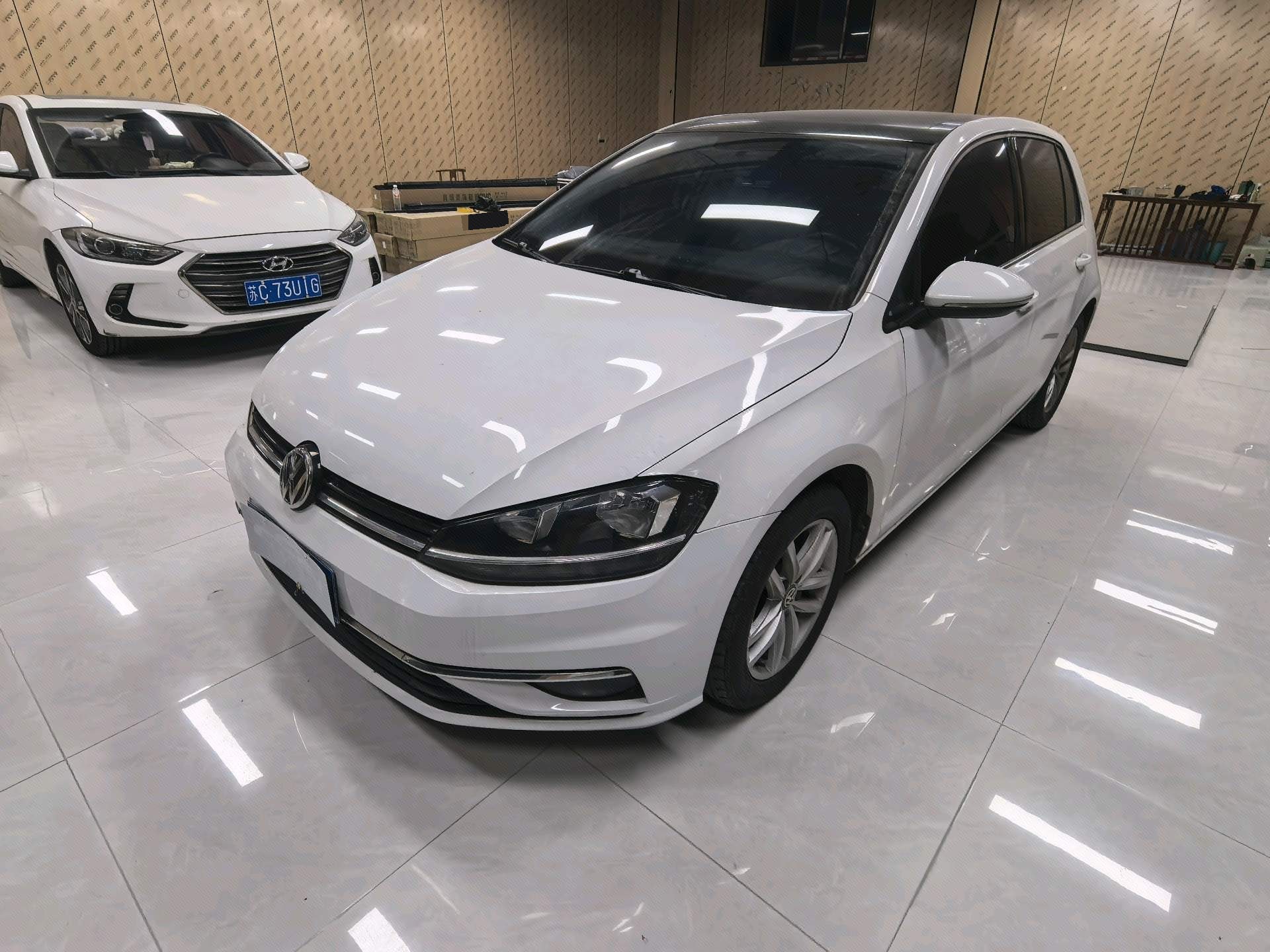 2018 image de voiture 
