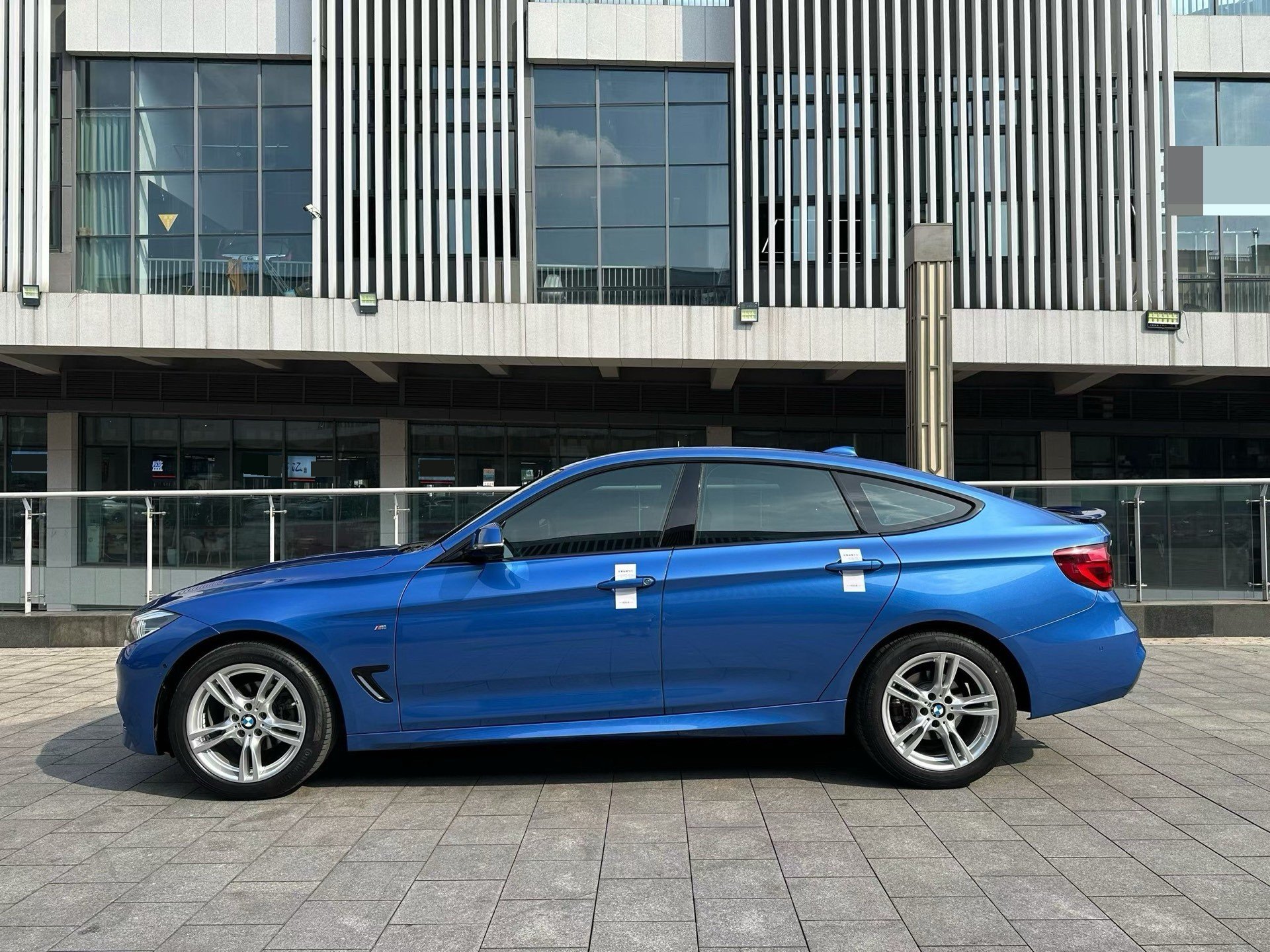 BMW 3 Series GT 2020 car image #6