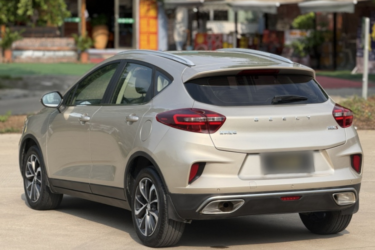 GEELY Emgrand GS 2020 #4 GEELY Emgrand GS 2020 car image #4
