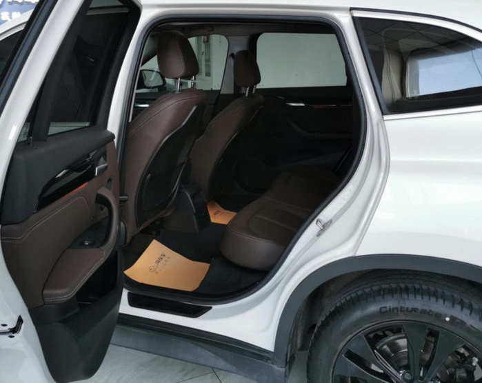 BMW X1 2021 car image #6
