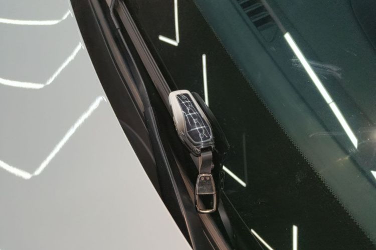 BYD Han 2024 #9 BYD Han 2024 car image #9