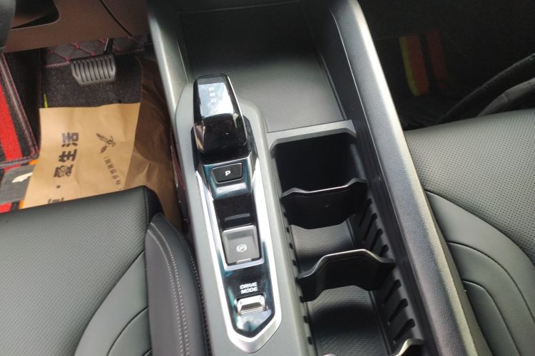 GEELY Binray 2023 car image #18