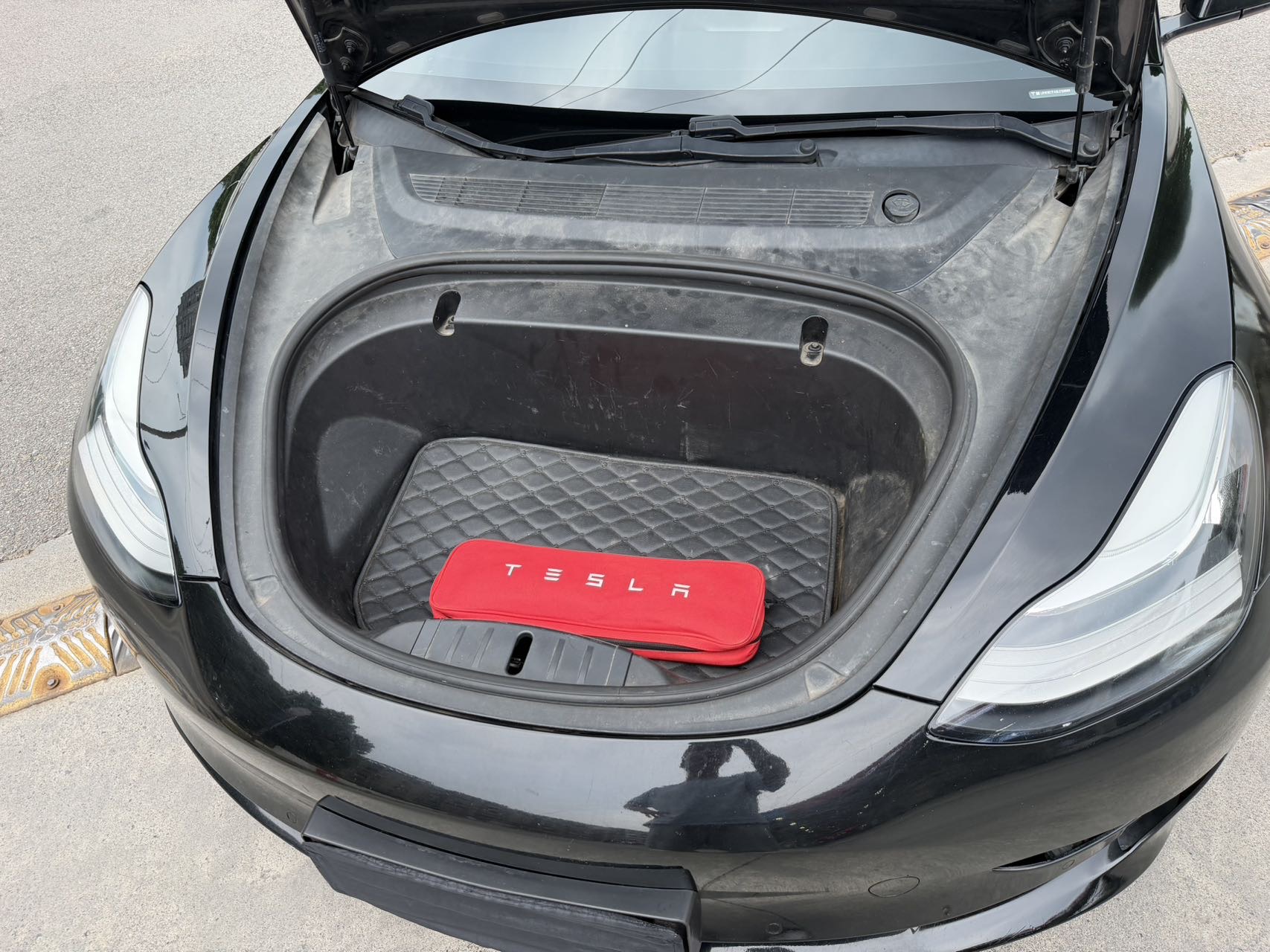 Tesla Model 3 2020 car image #9