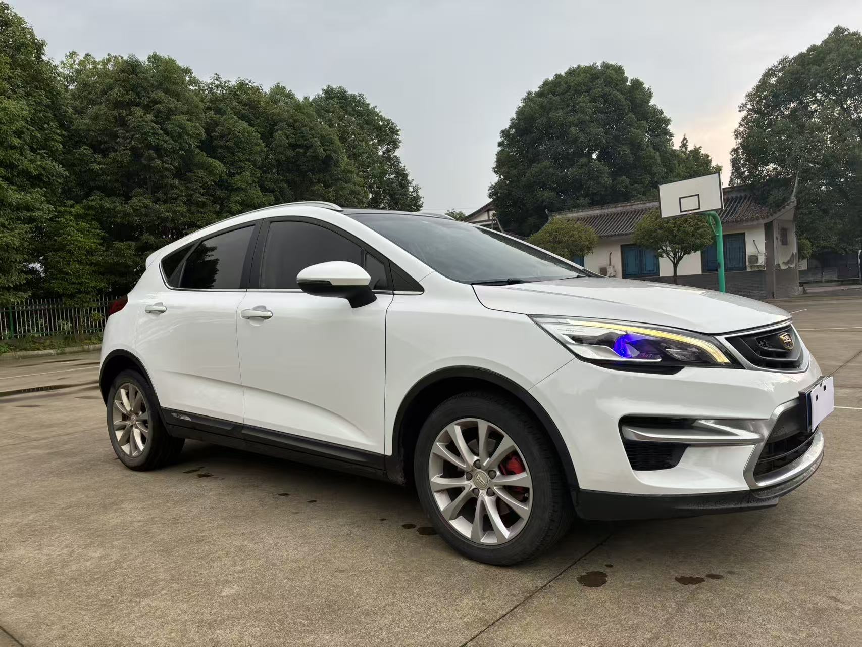 GEELY Emgrand GS 2018 car image #3