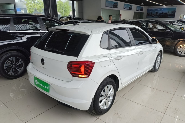 Volkswagen Polo 2021 car image #7