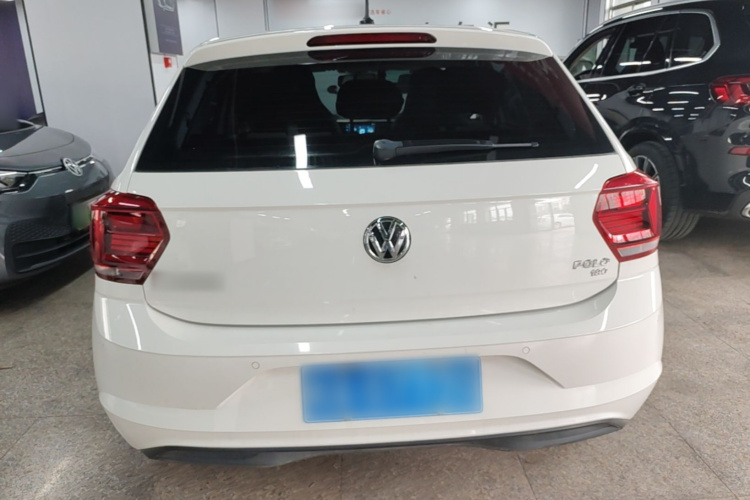 Volkswagen Polo 2021 car image #6