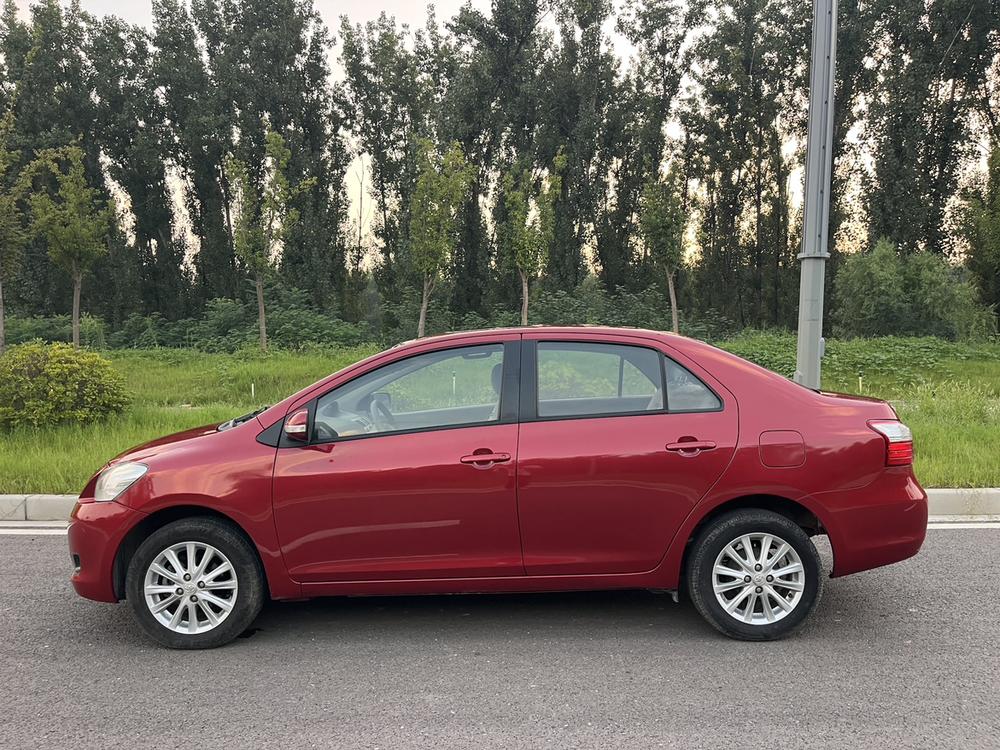 Toyota Vios 2011 imagem de carro #4