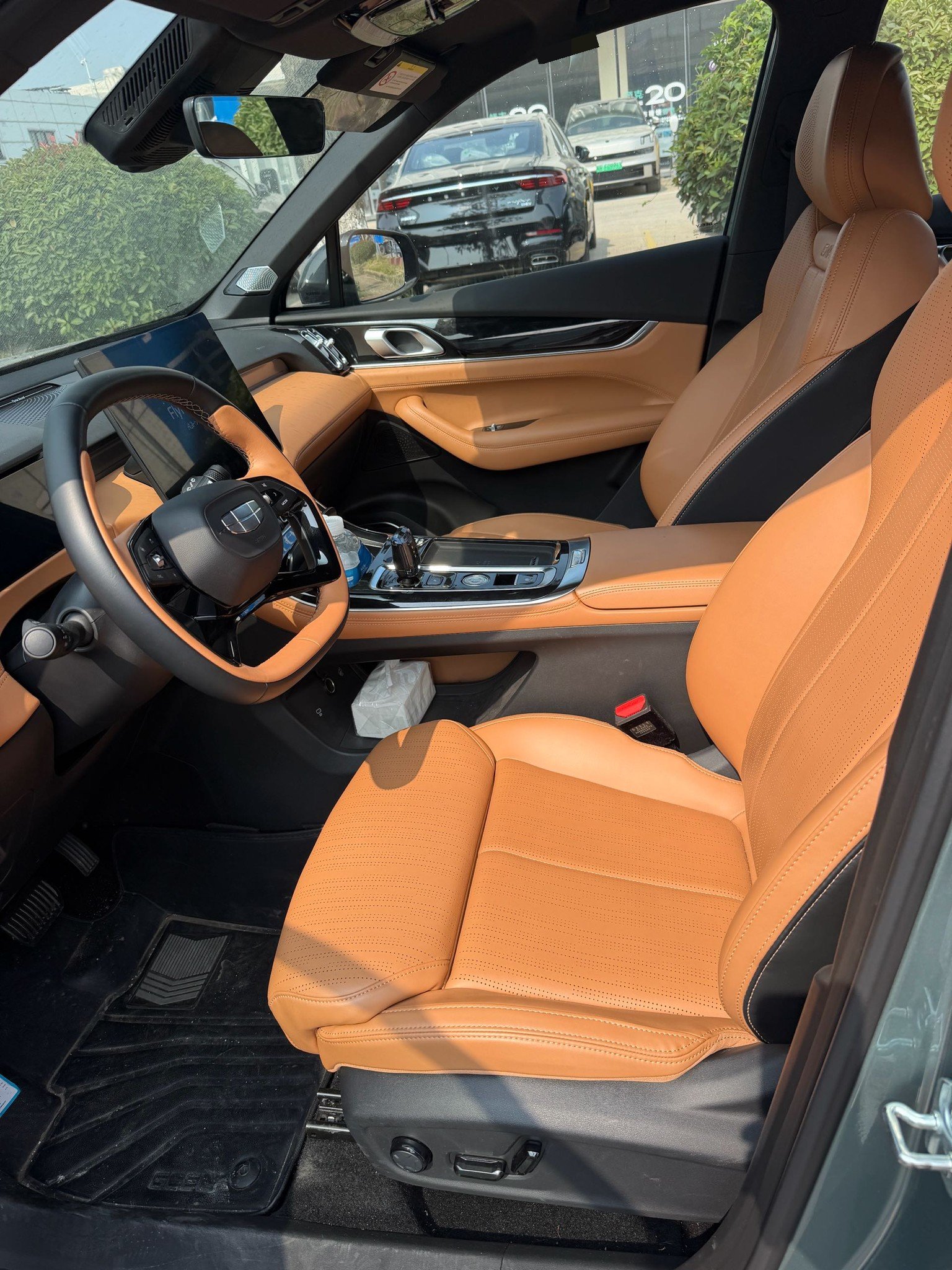 GEELY Boyue L 2025 immagine di auto #3