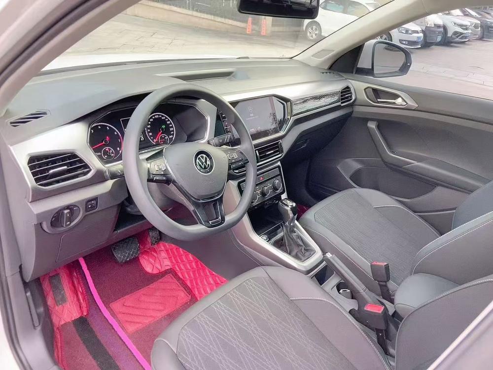 Volkswagen T-Cross 2021 #6 Volkswagen T-Cross 2021 car image #6