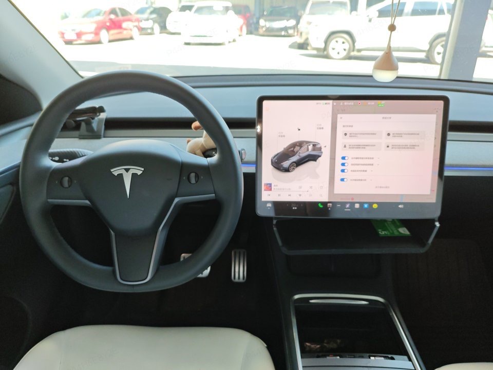 Tesla Model Y 2024 #3 Tesla Model Y 2024 imagen de coche #3