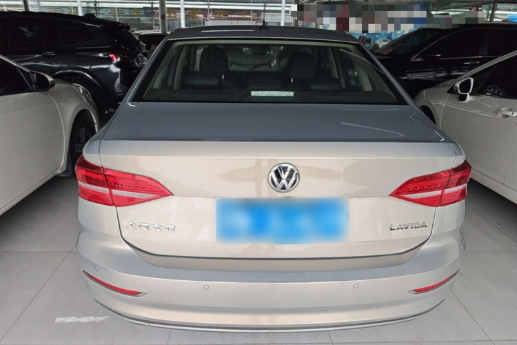 Volkswagen Lavida 2020 #6 Volkswagen Lavida 2020 car image #6