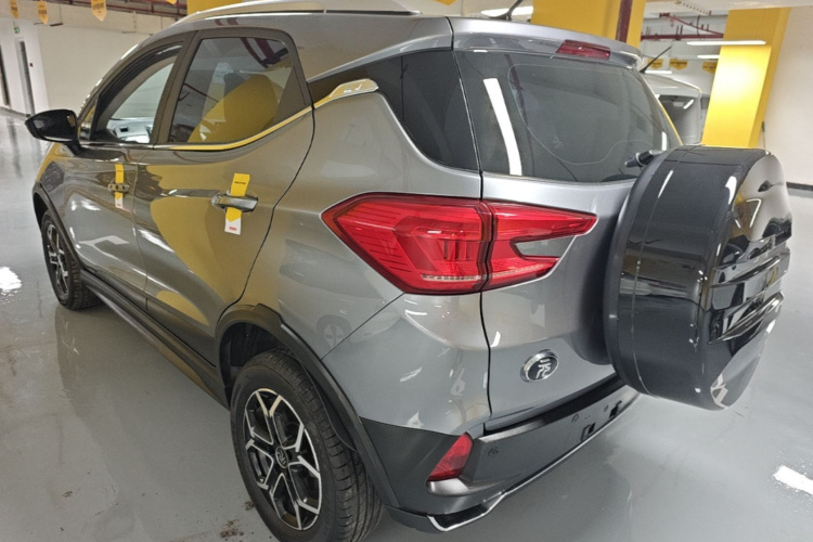 BYD Yuan Pro 2023 #5 BYD Yuan Pro 2023 car image #5